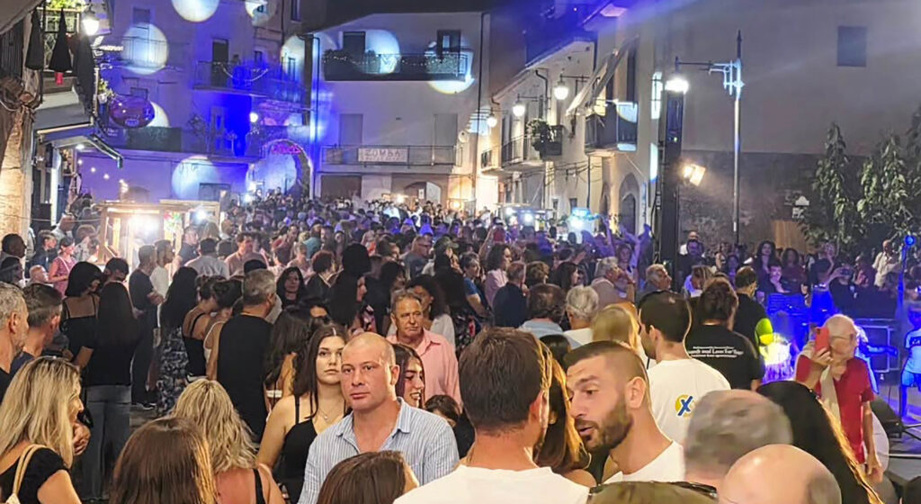 Zomba Ra Cà e Ra Là 2026 ad Acquavella: programma, dove dormire, navetta gratuita